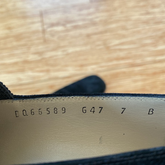 Vintage Salvatore Ferragamo Florence Made in Italy Suede Black Loafers - Picture 8 of 8